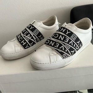 Givenchy sneakers size 38 womens